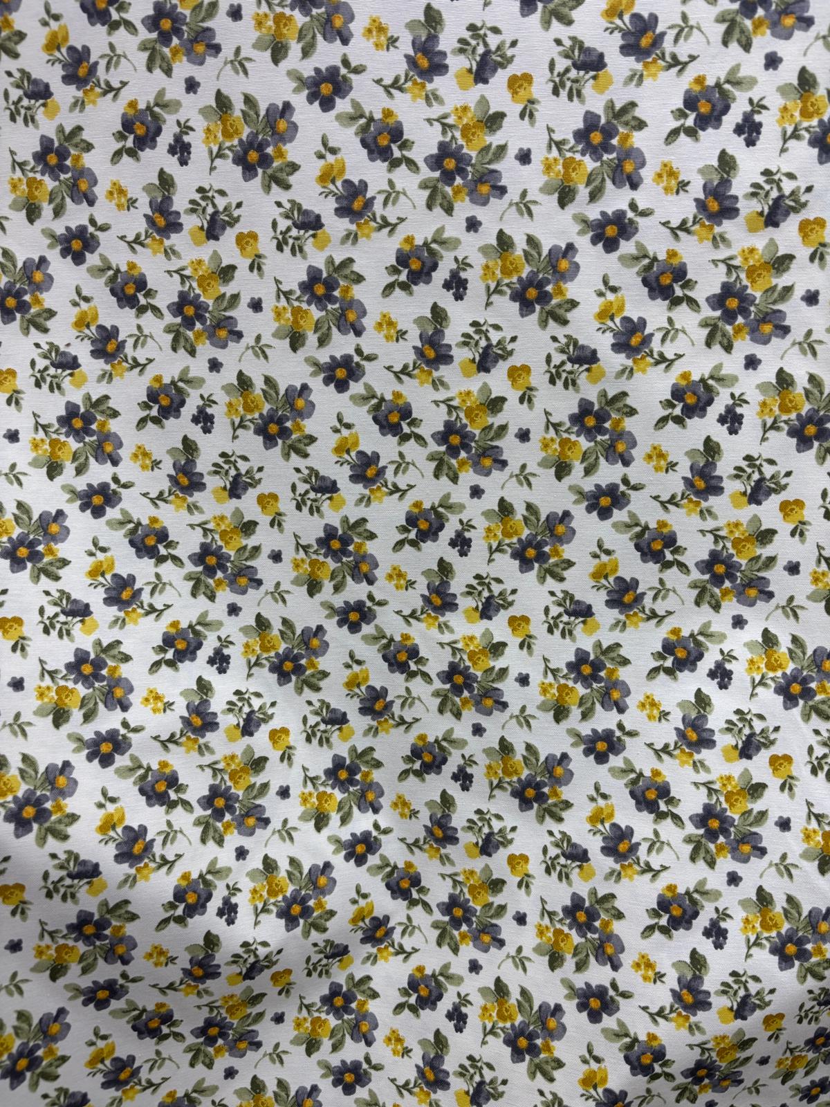 בד קנבס פרחוני כפרי