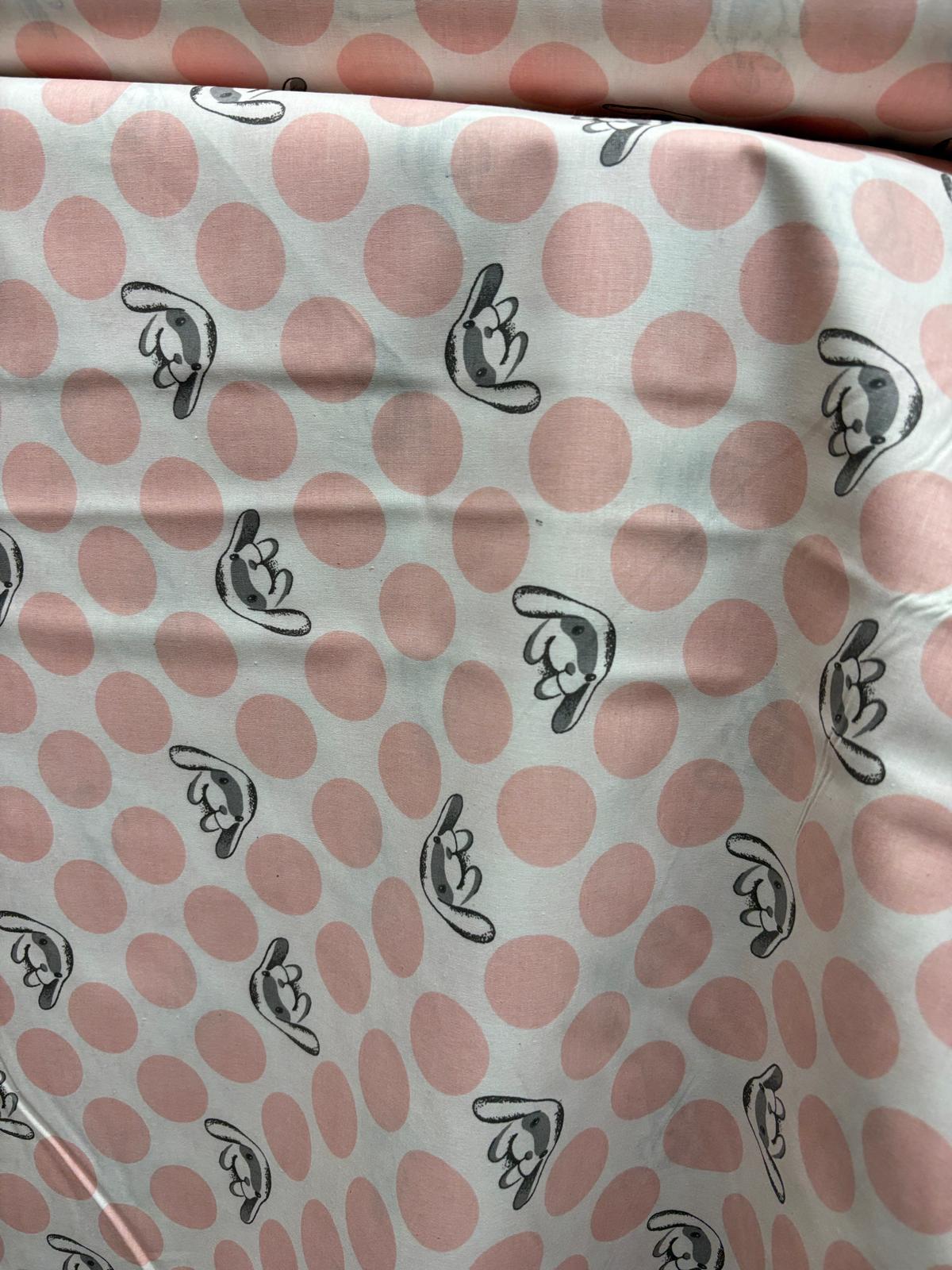 נקודות וכלבים 