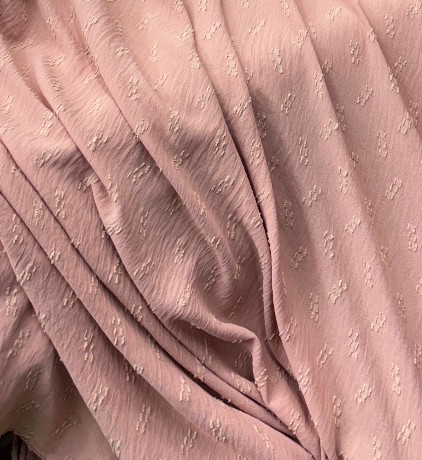 בד קרפ בליטות עדינות