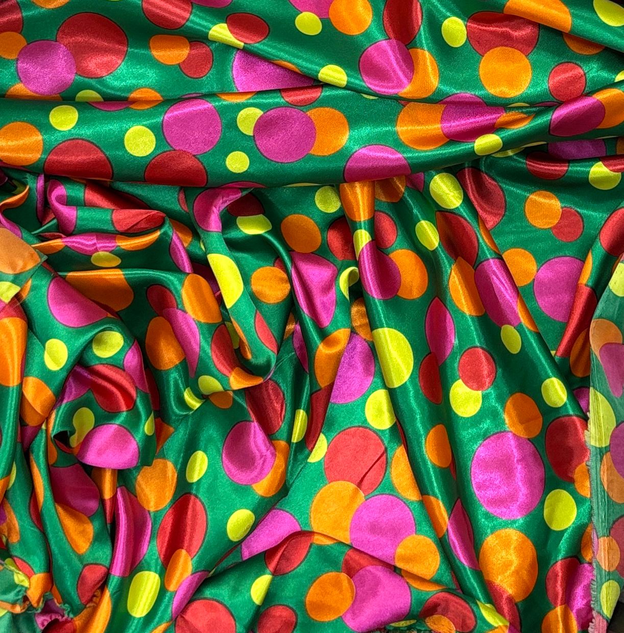 בד סאטן מודפס 