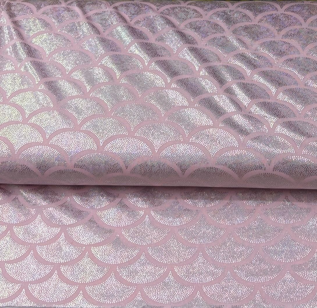 לאמה קשקשים