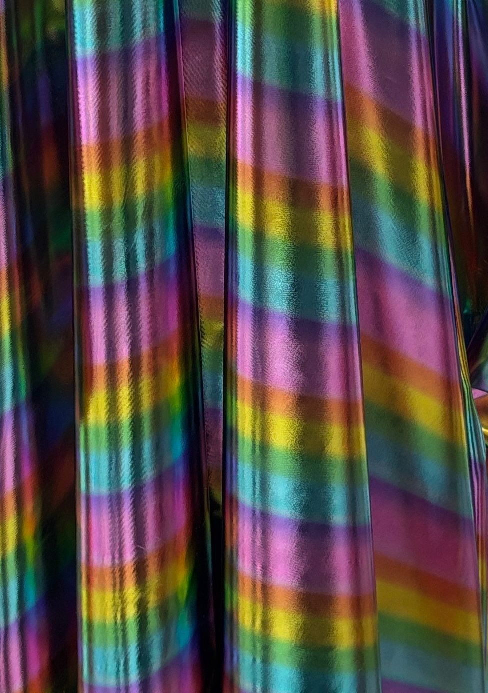 לאמה צבעוני