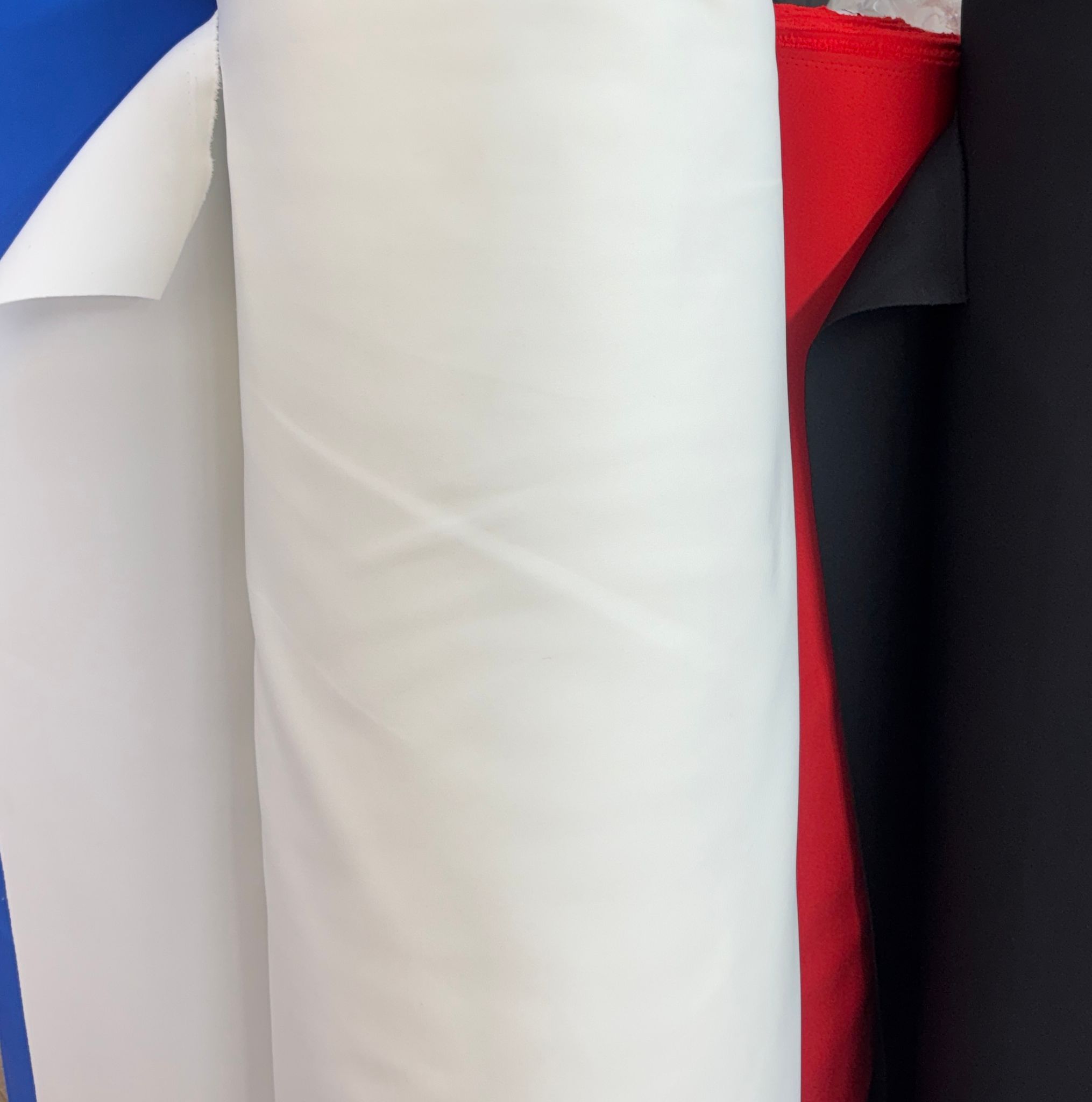 לייקרה צוללנים